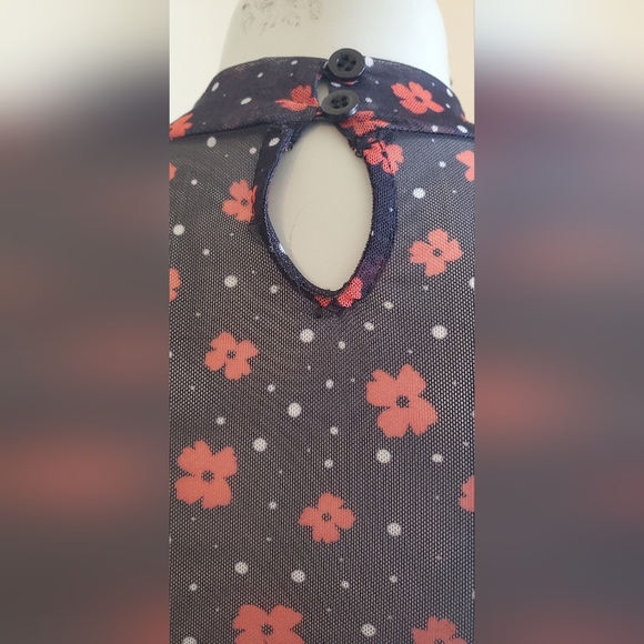 Mesh Poppy Flower Dress - Picture 4 of 5